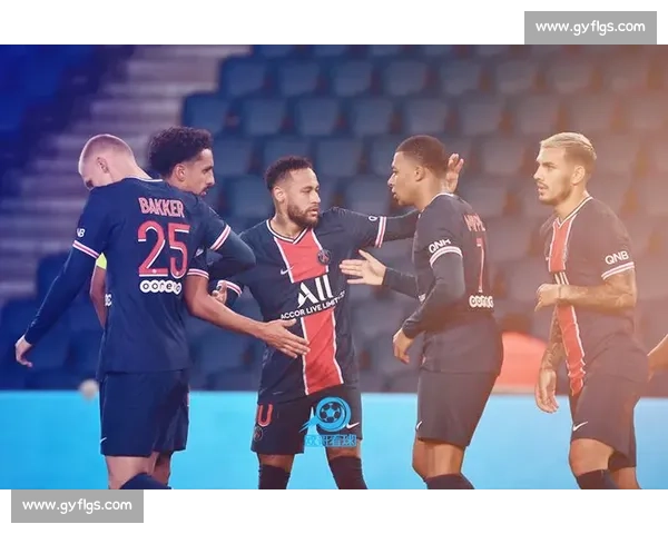 排队向阿隆索道歉！换下维尼修斯藏深意，姆巴佩成最大赢家