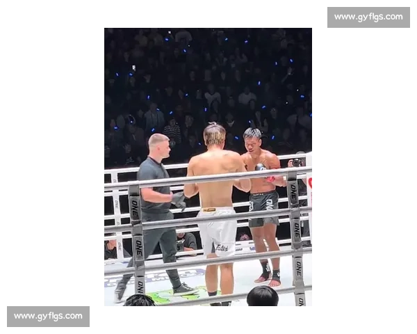 井冈一翔vs冈萨雷斯巅峰对决引爆拳坛荣耀之夜世界王座争夺战全景解析