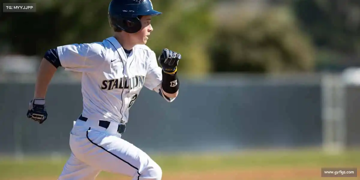 <strong>易游</strong>🏊【破浪前行】在水中沉浮，更在人生中掌控方向！